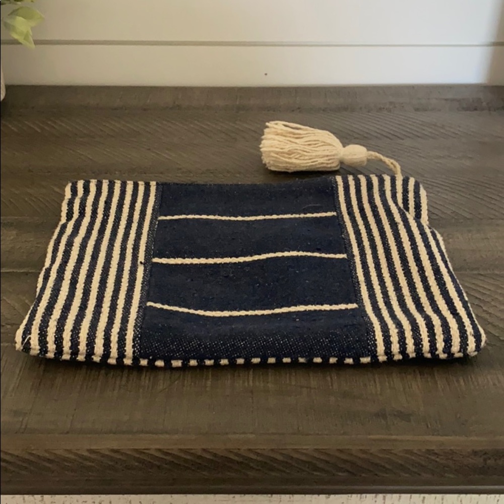 Universal Thread Bag Makeup Bag - image 2